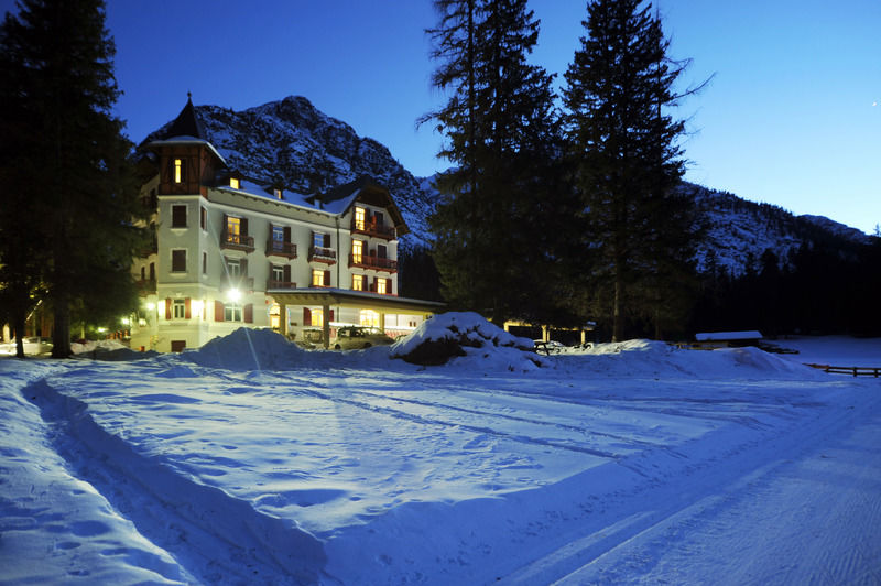 Hotel Croda Rossa Carbonin Extérieur photo
