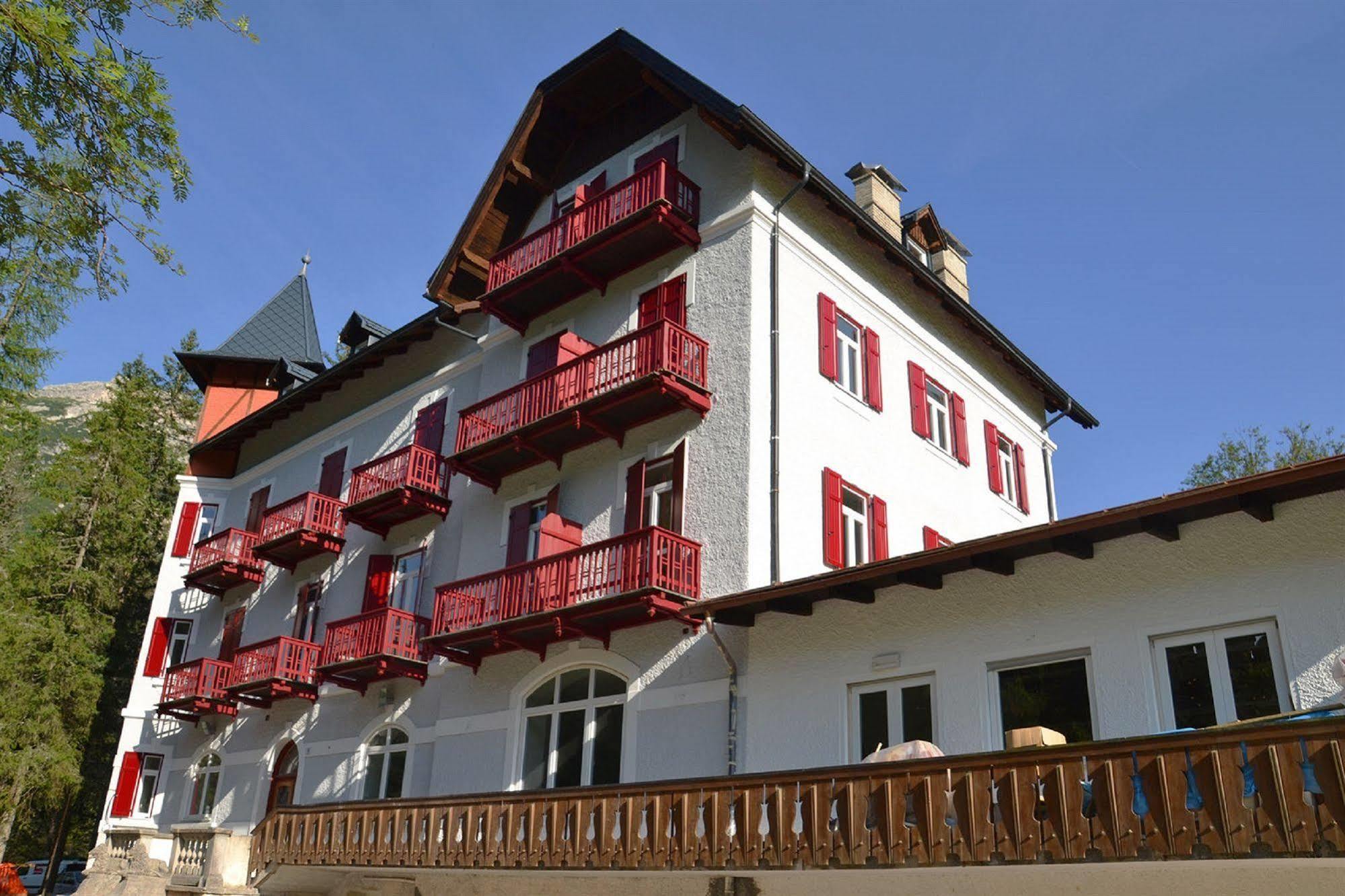 Hotel Croda Rossa Carbonin Extérieur photo