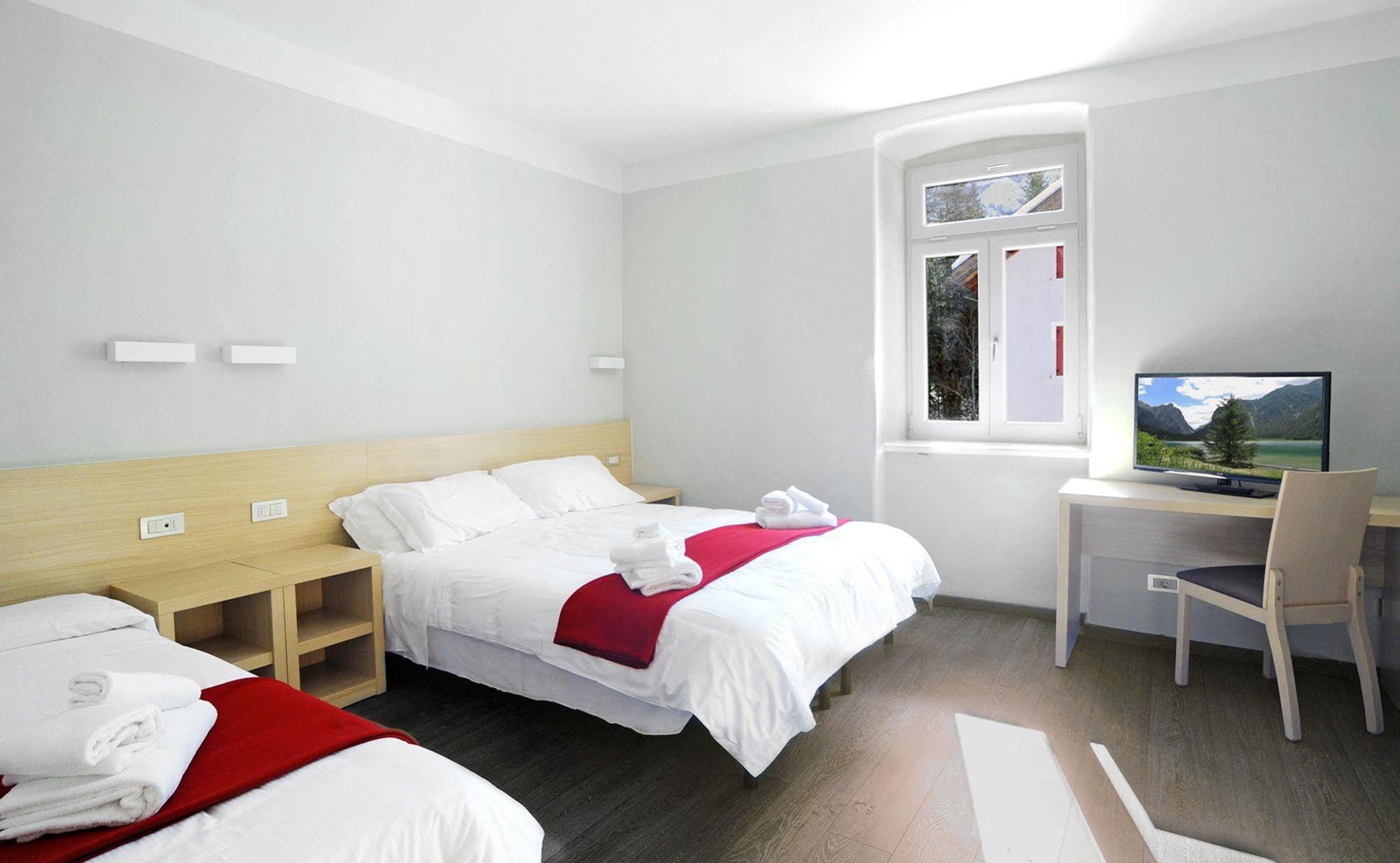 Hotel Croda Rossa Carbonin Extérieur photo
